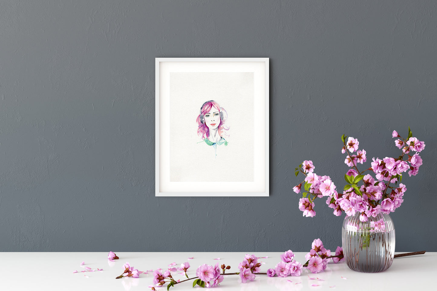 #016 Tender girl with pink hair